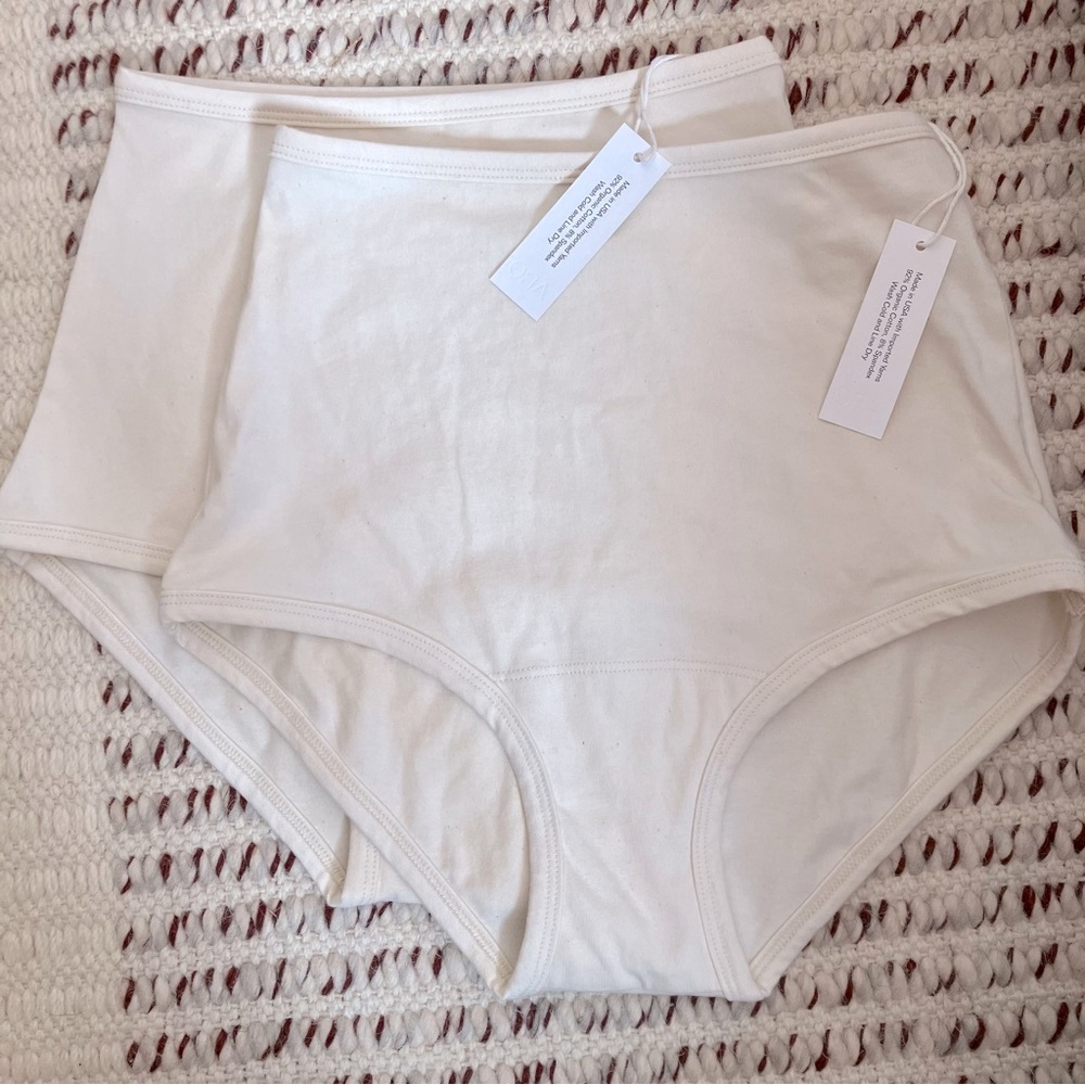 NWT ARQ Organic Cotton High Rise Undies in Undyed Cotton Small x2